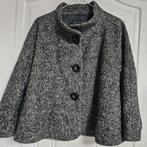 잇미샤 부클 모 알파카 숏자켓 뒷셔링 코트