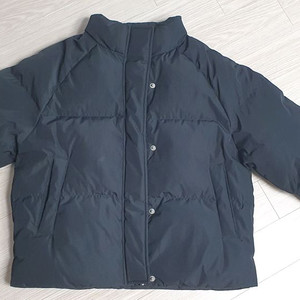 일로딜로 패딩 140사이즈