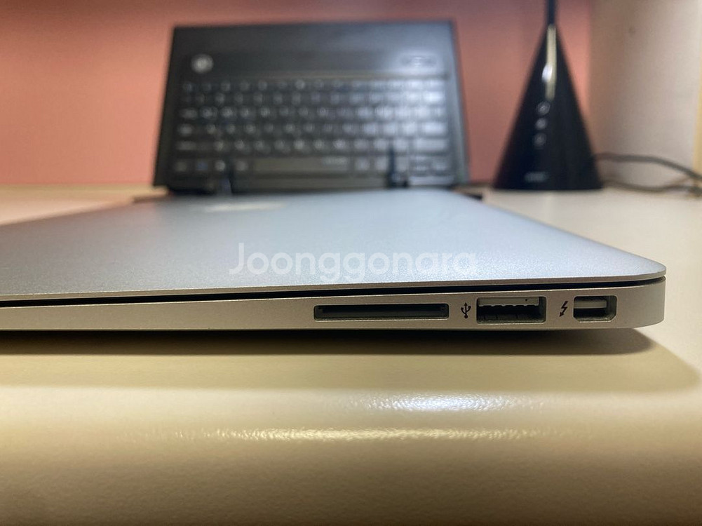 맥북 에어 2017 13인치--4