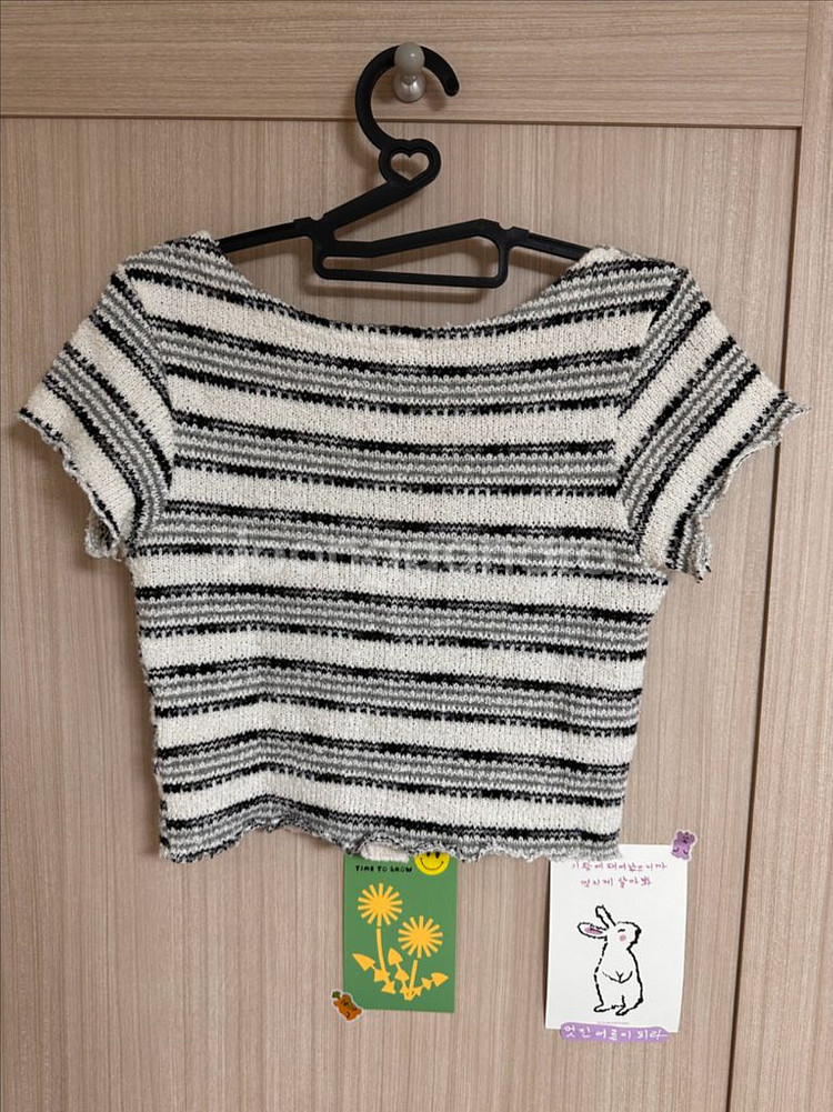 크롭 아크릴 반팔 니트--1