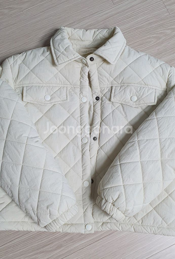 일로딜로 퀼팅 카라 패딩 140사이즈--1
