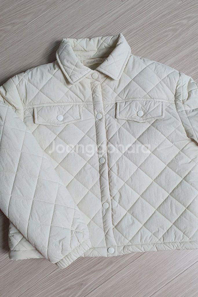 일로딜로 퀼팅 카라 패딩 140사이즈--2