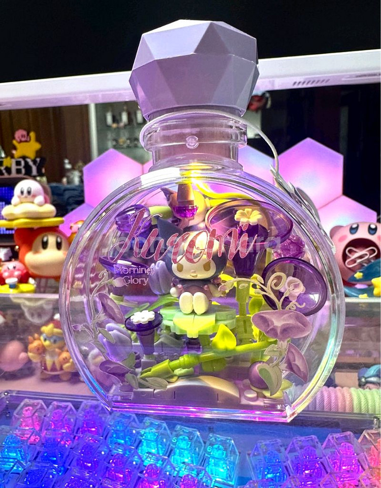 (정품/새상품)산리오 향수병 무드등 쿠로미 판매--0