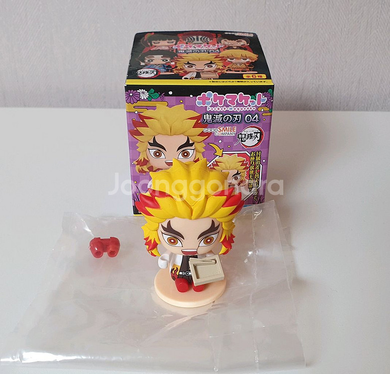 귀멸의칼날 포켓마케트 2종 일괄 (렌고쿠,젠이츠)--1