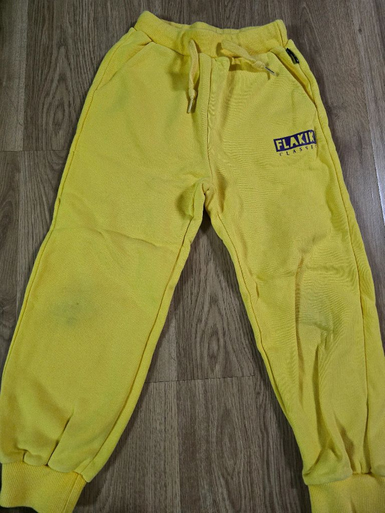 플라키키 상의 6Y 이미지