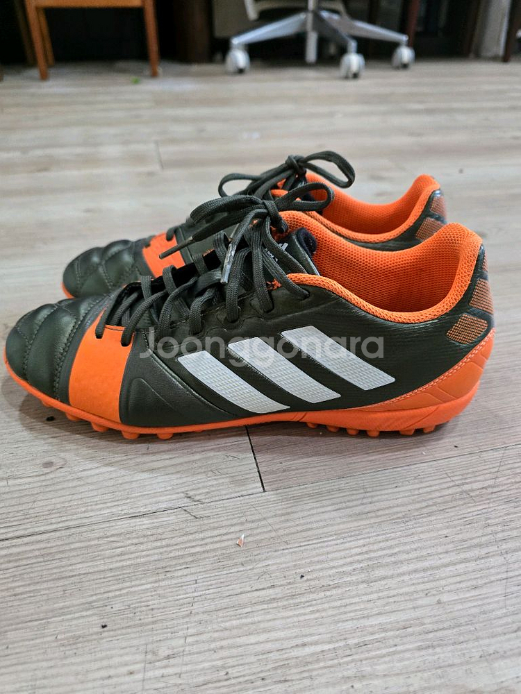 아디다스 나이트로 차지 3.0 풋살화 245mm--0