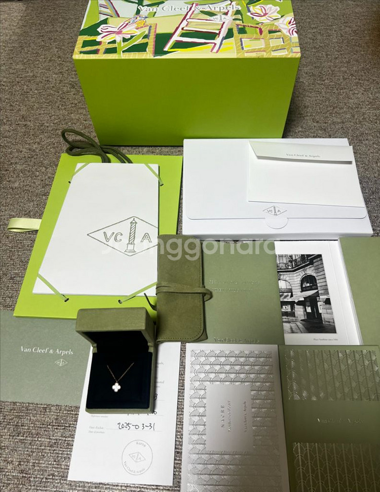 반클리프아펠 스위트 알함브라 마더오브펄 목걸이--0