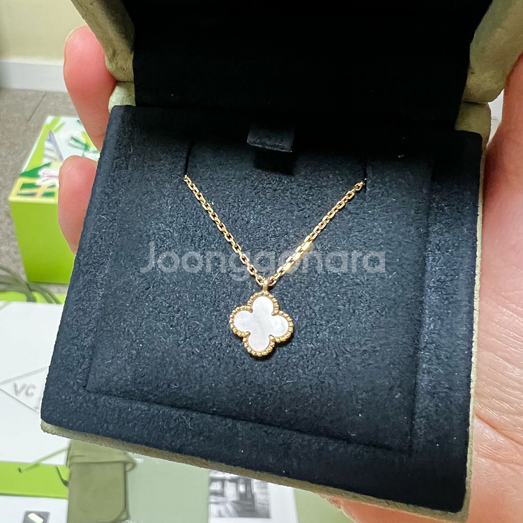 반클리프아펠 스위트 알함브라 마더오브펄 목걸이--2