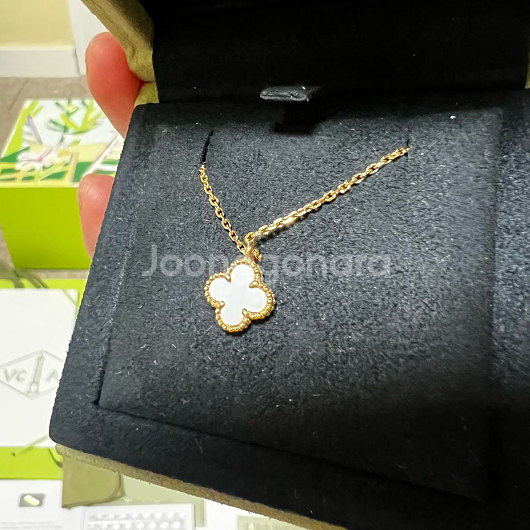 반클리프아펠 스위트 알함브라 마더오브펄 목걸이--3