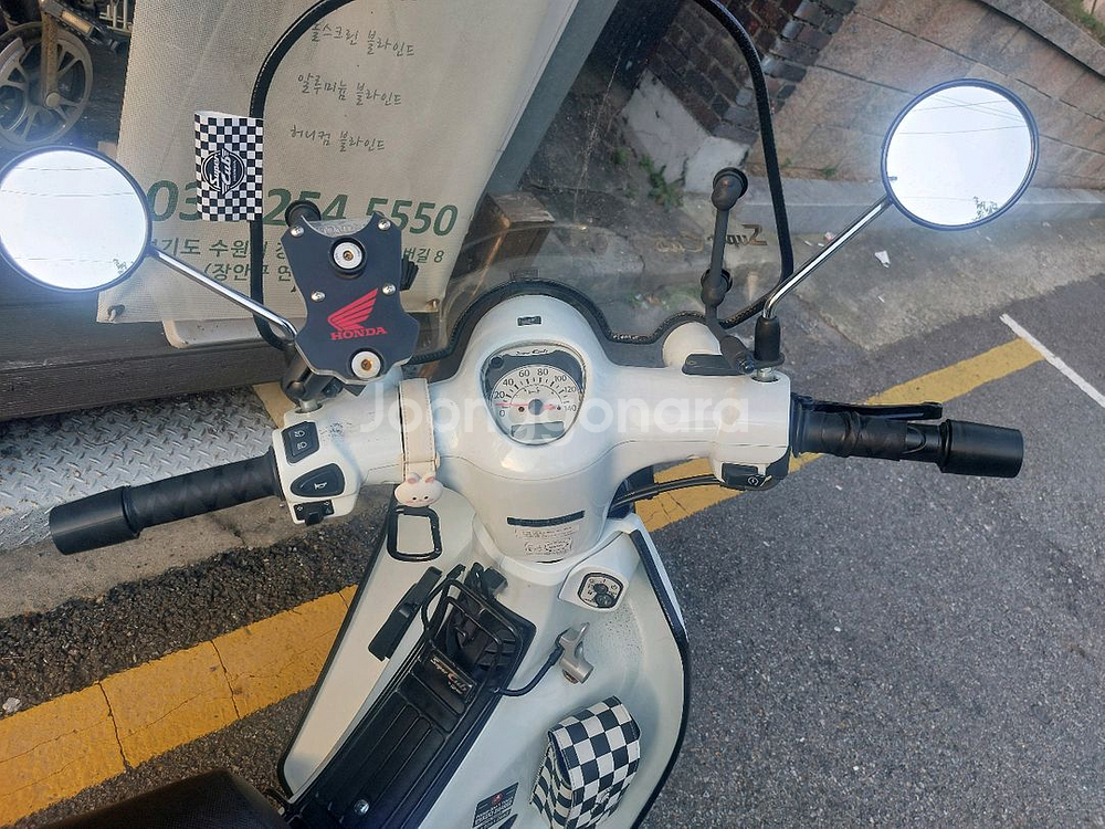 혼다 슈퍼커브 125cc 스쿠터--1