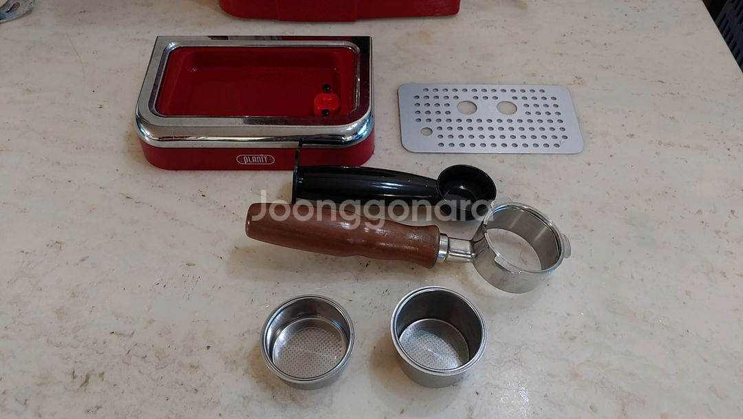 플랜잇 반자동 에스프레소 커피머신 레드 PCM-F15R--3