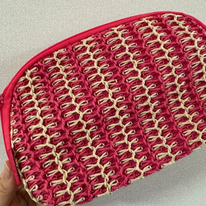 베네피트 파우치