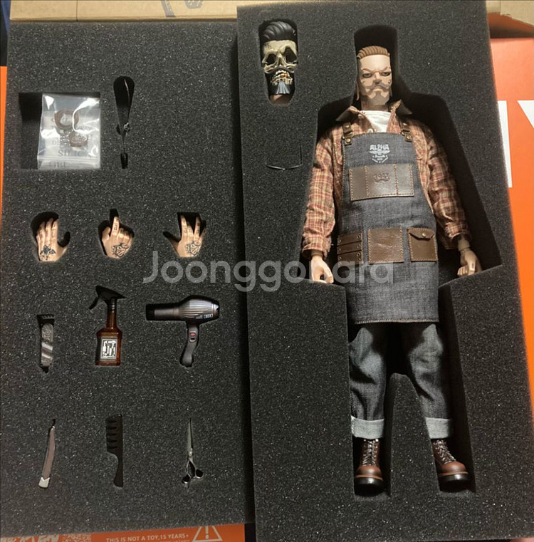 1/6 바버샵 토니 디자인 피규어--3