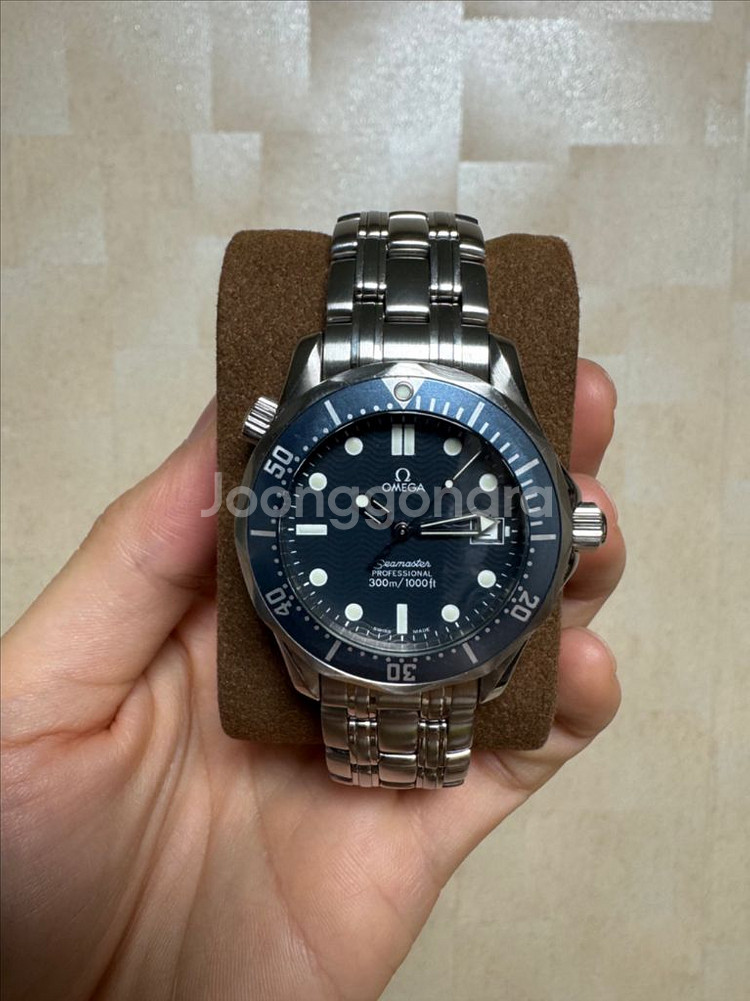 오메가 씨마스터 300 미드사이즈 쿼츠 시계--0