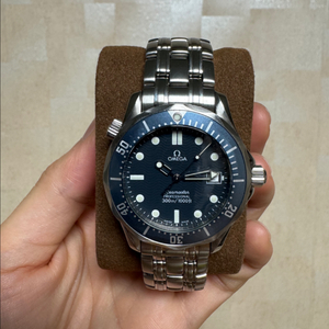 오메가 씨마스터 300 미드사이즈 쿼츠 시계