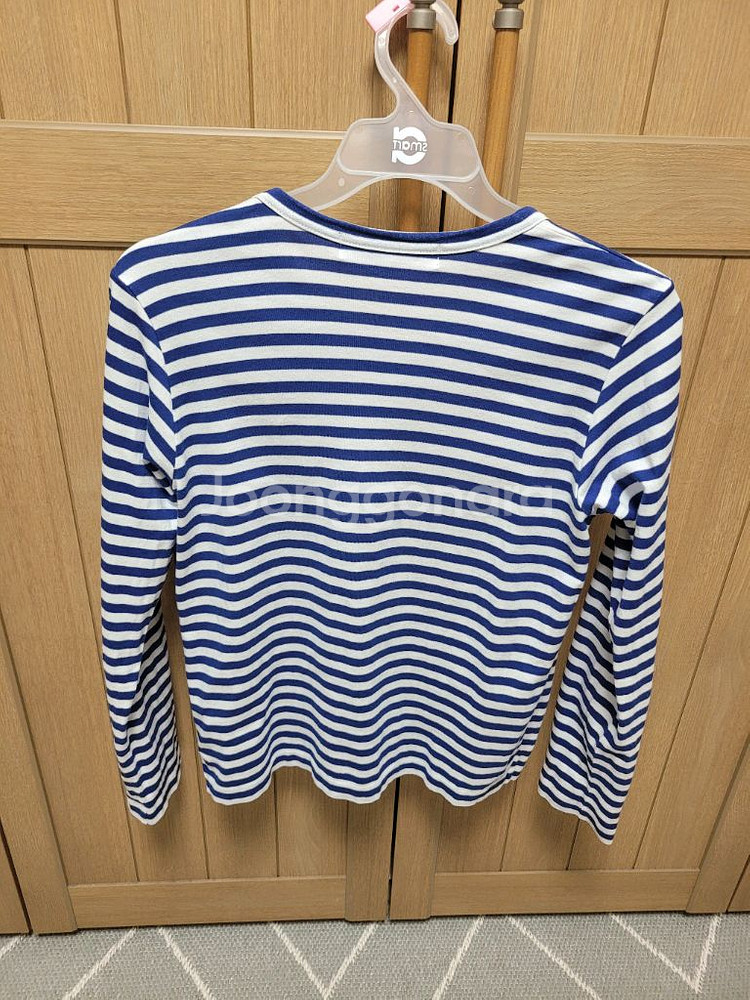 꼼데가르송 플레이 레드와펜 긴팔 보더티 L--1