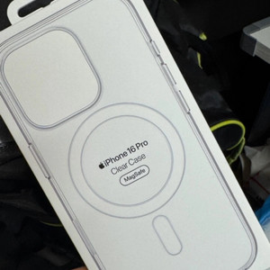 애플 아이폰16프로 맥세이프 클리어케이스