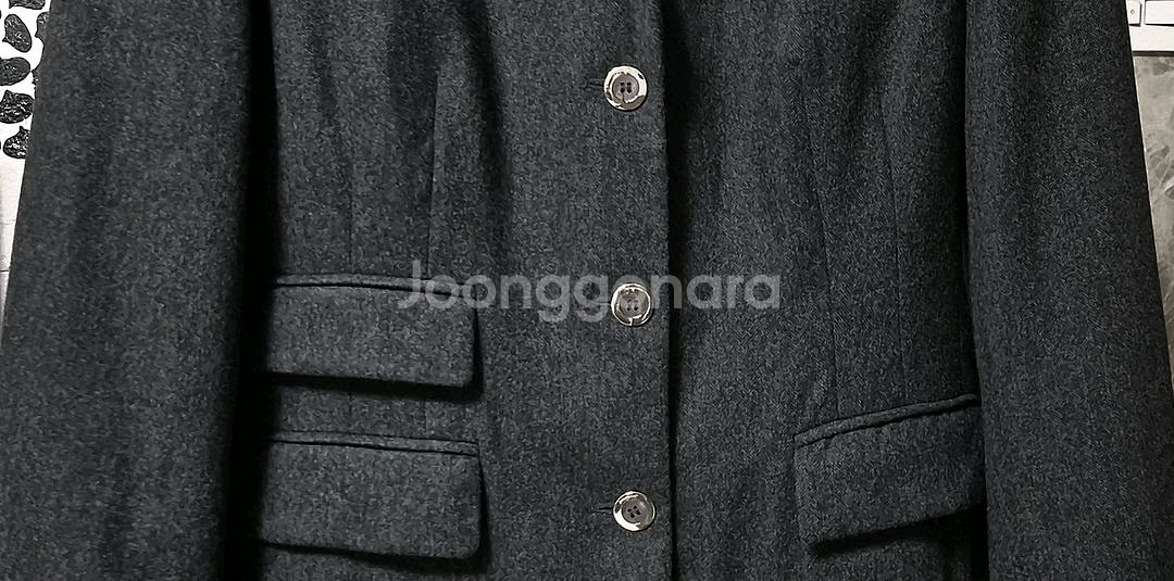 페레가모 정품 자켓 판매합니다--4