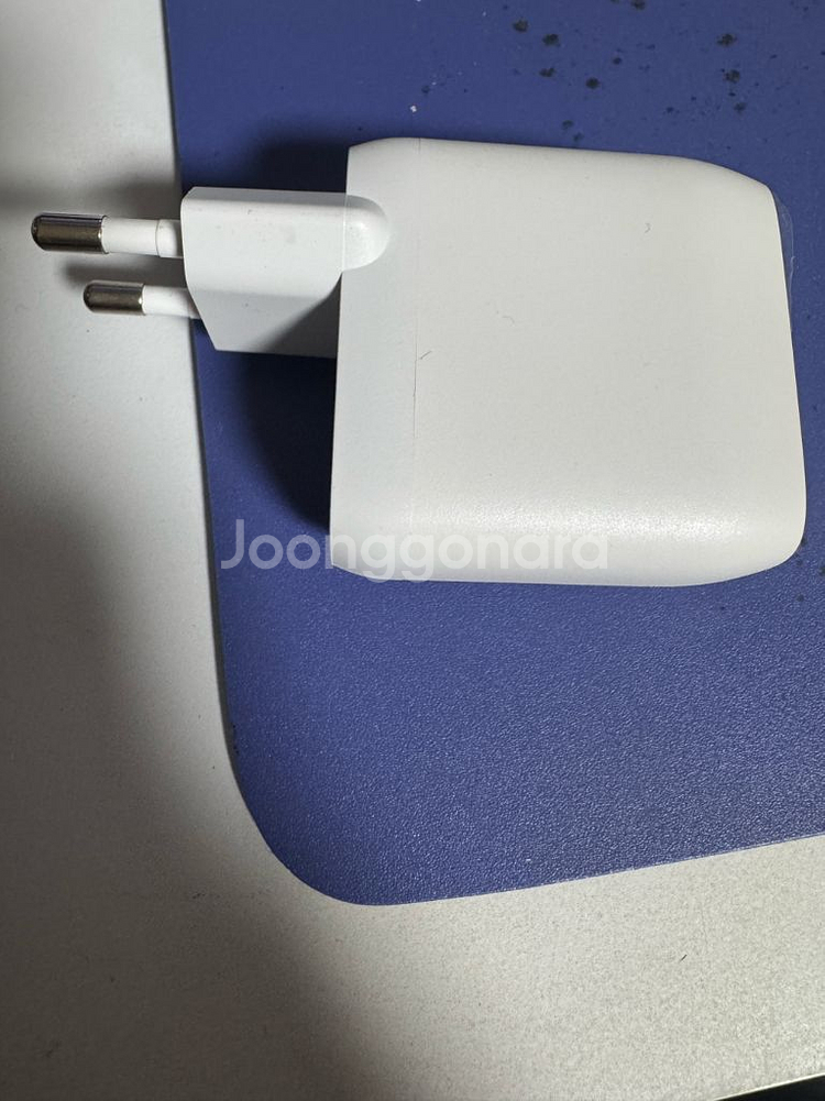 벨킨 2포트 충전기 wcb006kr--0