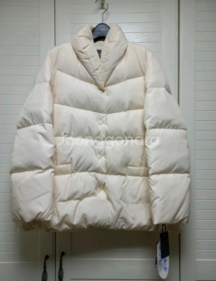 VW베라왕 하프 구스다운 코트(77~88) ㅡ새상품--0