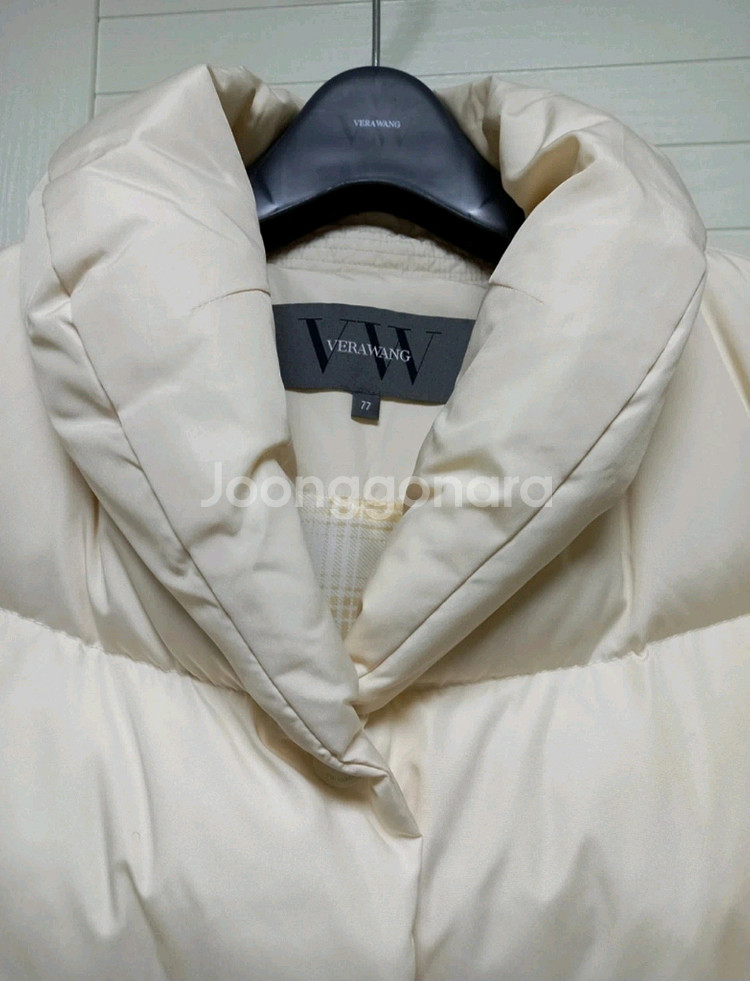 VW베라왕 하프 구스다운 코트(77~88) ㅡ새상품--1