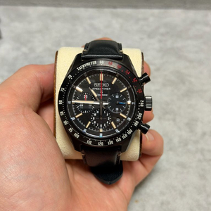 세이코 스피드타이머 닷선 한정판 SRQ057