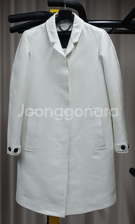 버버리 프로섬 런웨이 화이트 울 코트--1