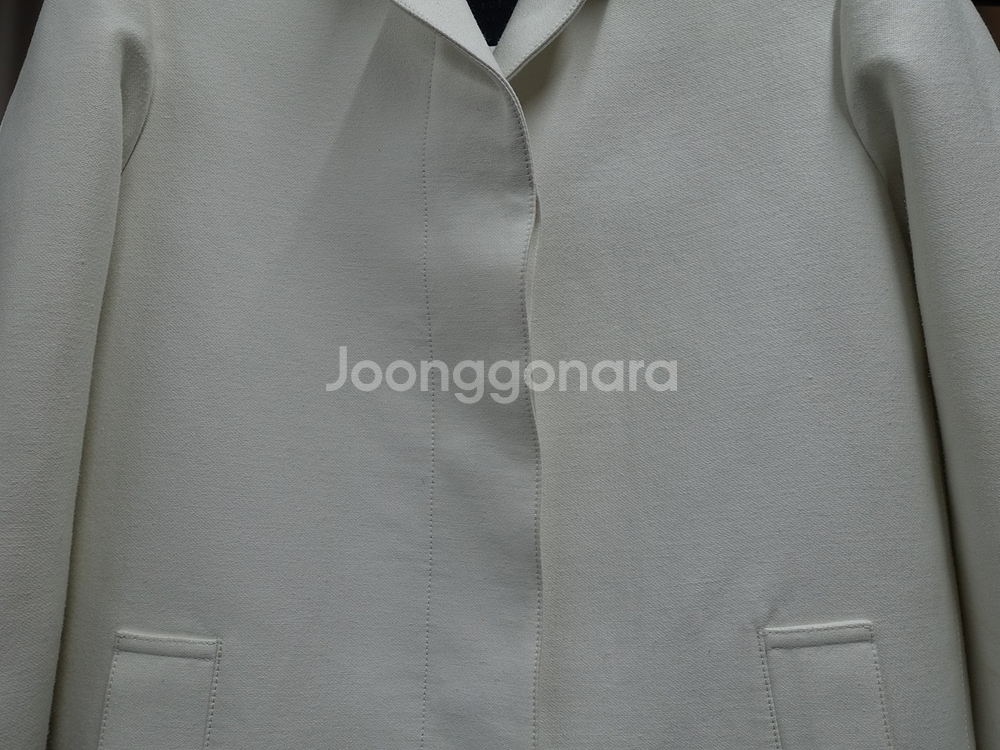 버버리 프로섬 런웨이 화이트 울 코트--2