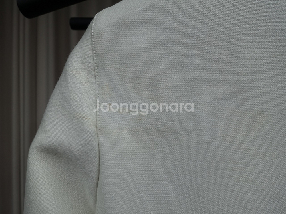 버버리 프로섬 런웨이 화이트 울 코트--7