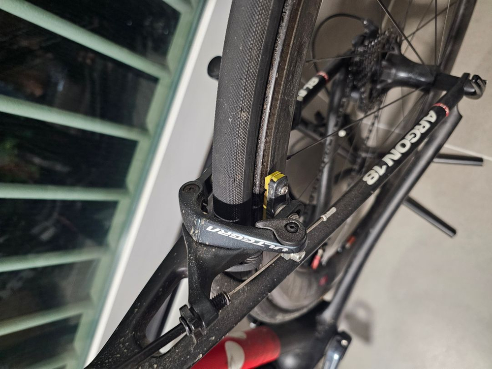 아르곤18 크립톤 카본 로드바이크 본트레거 카본 휠셋포함 120만원에 팝니다--1