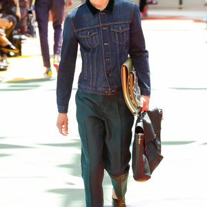 버버리 프로섬 런웨이 블랙 데님 자켓