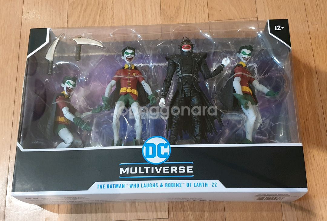 맥팔레인 DC멀티버스 웃는 배트맨 로빈 3종 4팩 미개봉 새상품--0