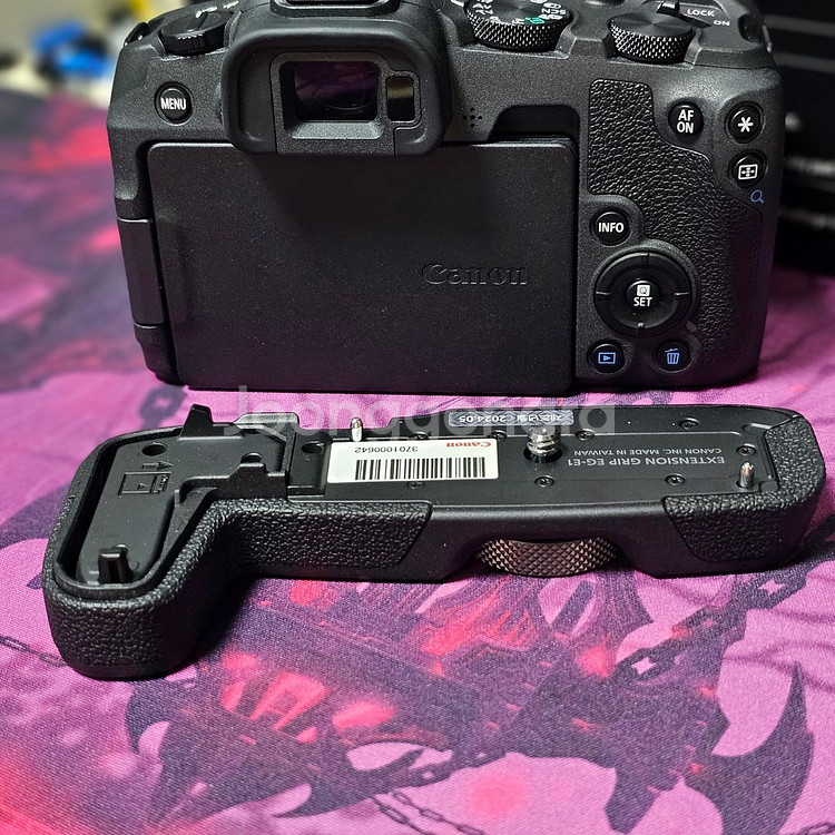 캐논 EOS R8 미러리스 카메라--3