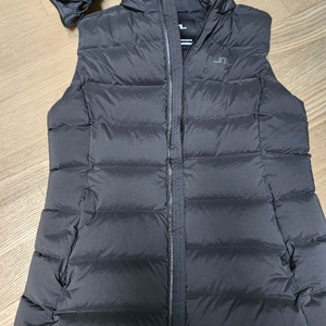 J.LINDEBERG 여성 패딩 조끼