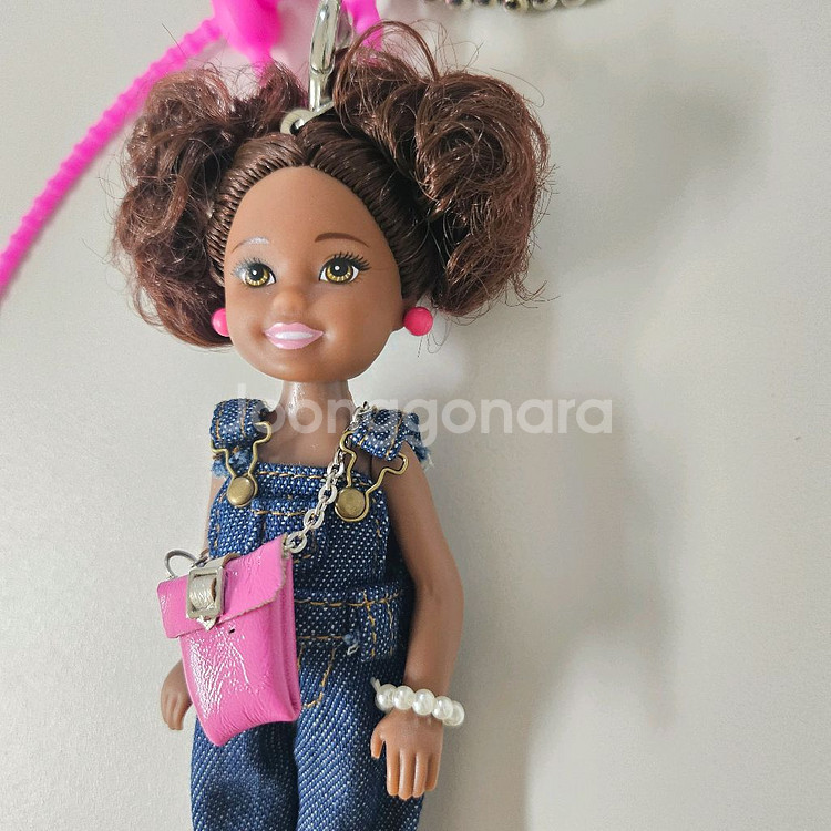 바비 인형 첼시 바비 키링 백참--3