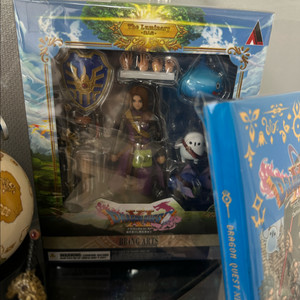 드래곤퀘스트 11 브링아츠 주인공 피규어