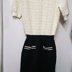 모조에스핀 여성 반팔 니트 원피스