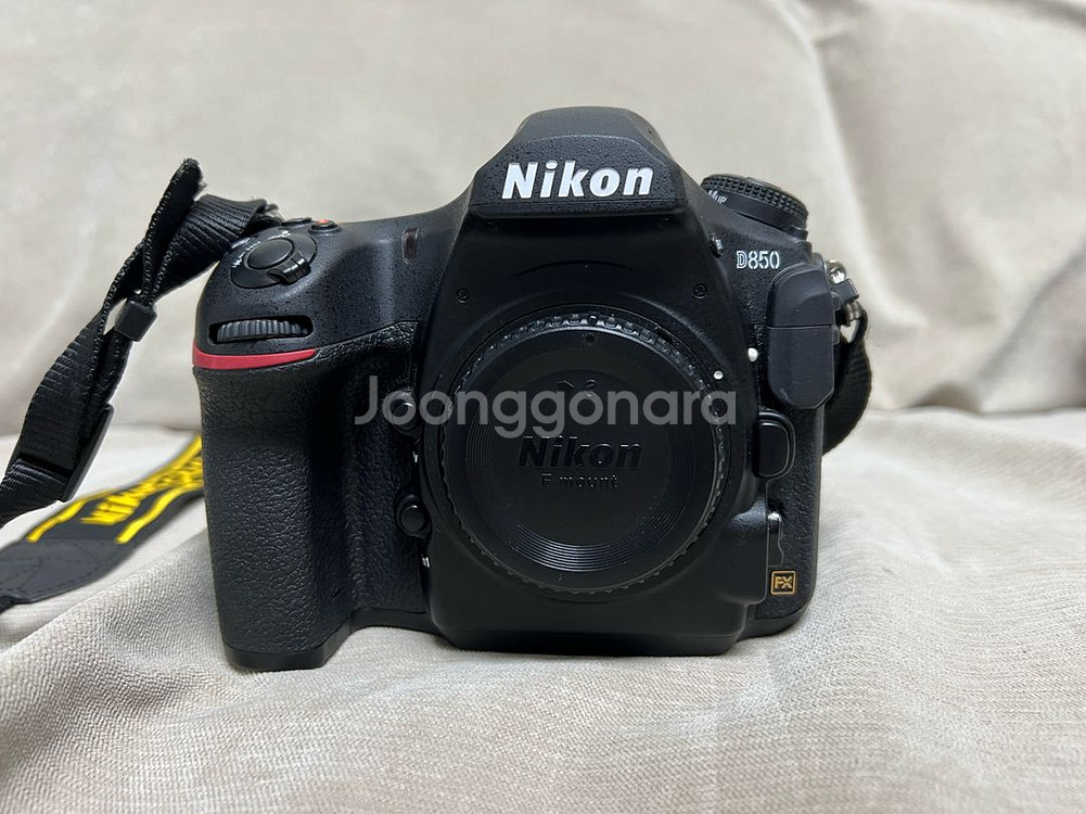 니콘 D850 + 정품 세로그립--0