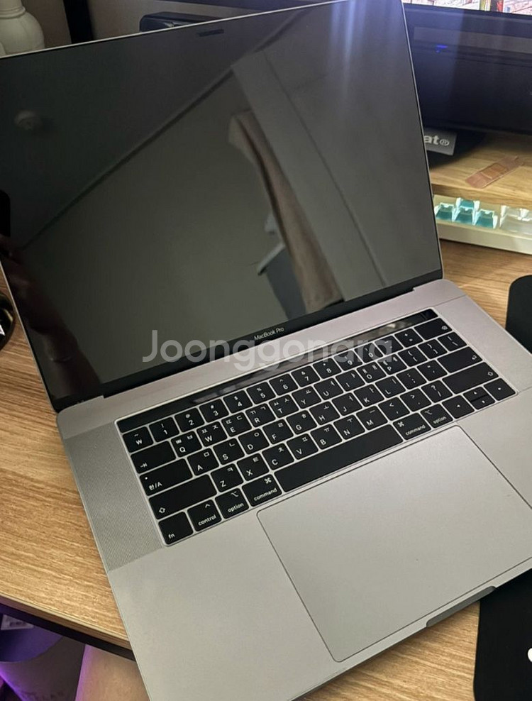 [급처]맥북프로 고급형 15인치 i9 16gb ssd512 스페이스그레이 풀박스--1