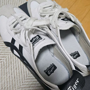 오니츠카 타이거 멕시코 66 화이트/블랙