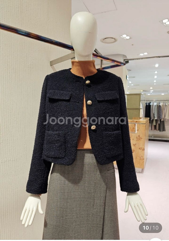 씨씨콜렉트 크롭 부클 트위드 자켓 블랙(55, 새상품)--0