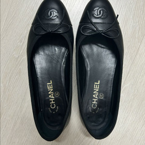 샤넬 발레리나 플랫슈즈 38