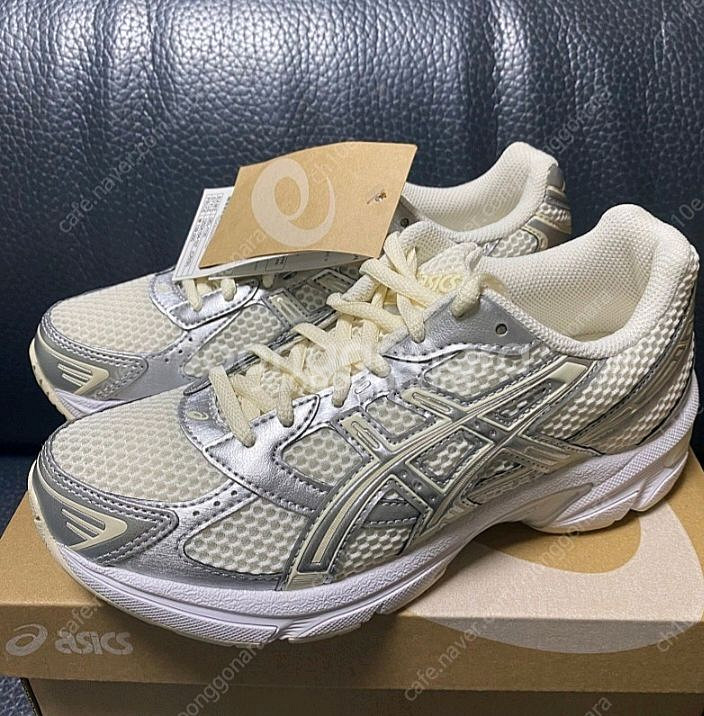 (새상품 정품) 아식스 젤1130 크림 퓨어실버 250--0