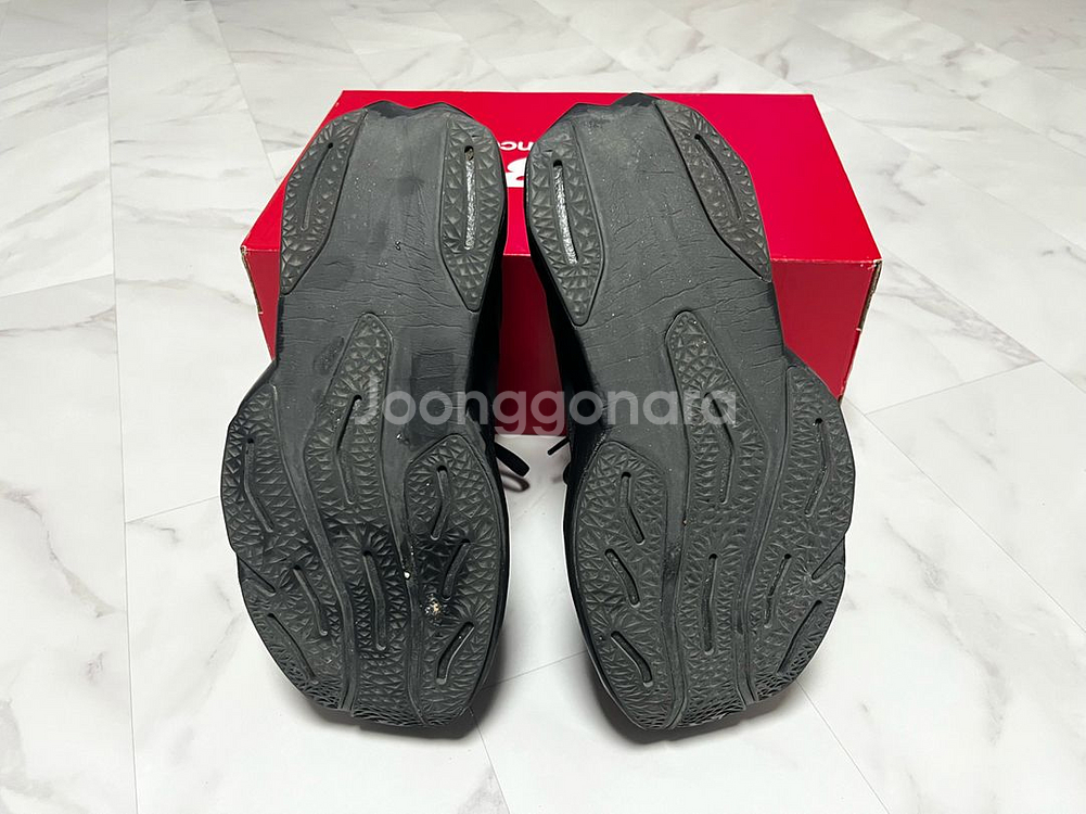 뉴발란스 퓨얼셀 v4 블랙그래픽 275 2E--2