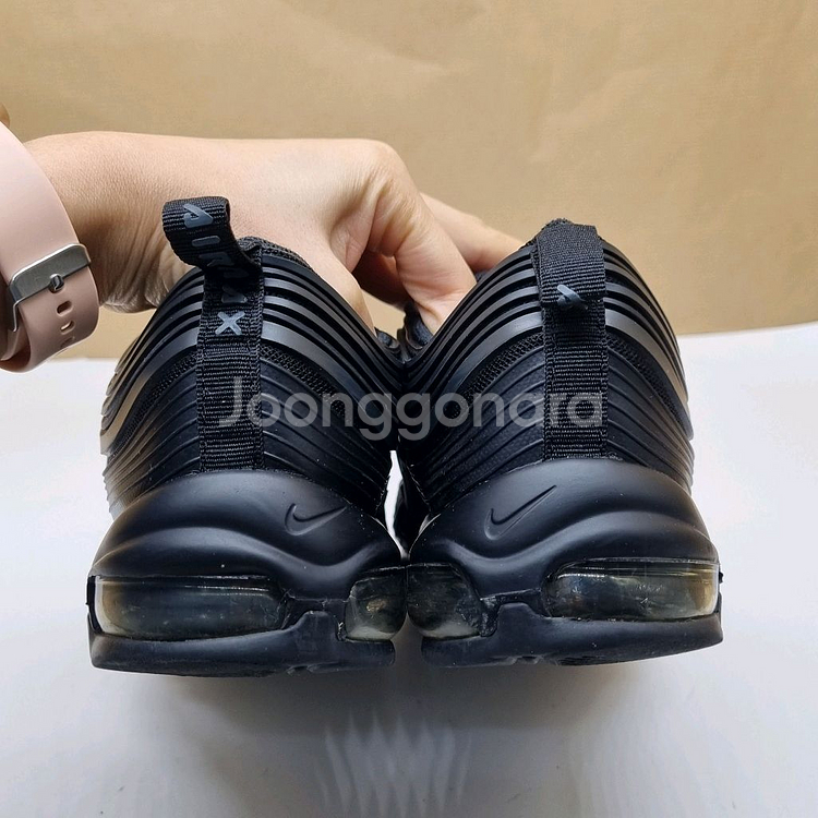 나이키 에어맥스 97 올블랙 남성운동화270--3