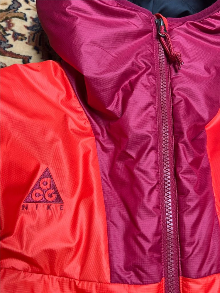 NIKE 나이키 ACG 프리마로프트 경량패딩 S 남녀공용 90사이즈 런닝 러닝 운동 헬스 가을 겨울 패딩 이미지