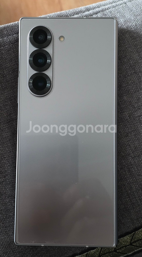 갤럭시 Z폴드6 256GB 실버쉐도우--4