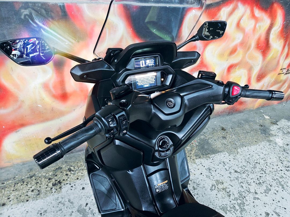 XMAX300CC/ 24년식/ 8321KM/ 무광블랙/ 중고오토바이 이미지