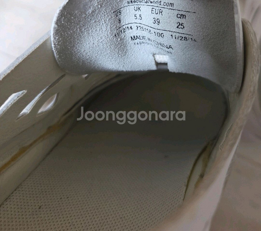 나이키 여성 운동화 245mm--3