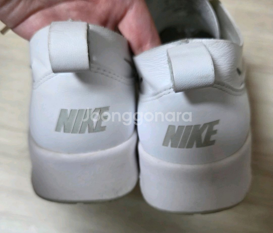 나이키 여성 운동화 245mm--2